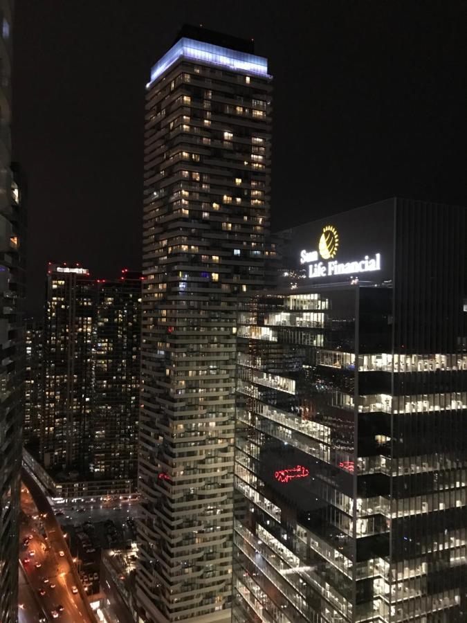 Stylish Condos โตรอนโต ภายนอก รูปภาพ